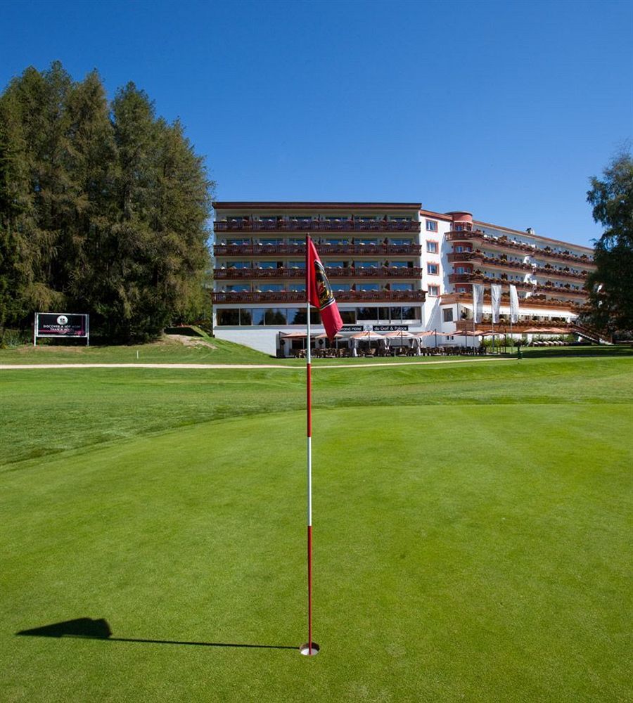 Grand Hotel Du Golf & Palace Crans-Montana Exterior photo