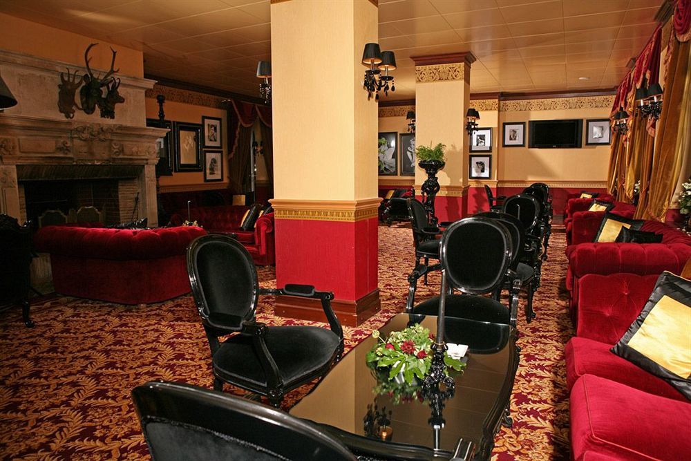 Grand Hotel Du Golf & Palace Crans-Montana Exterior photo